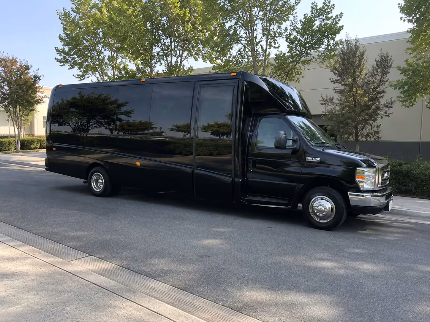 prom homecoming bus rentals in st paul